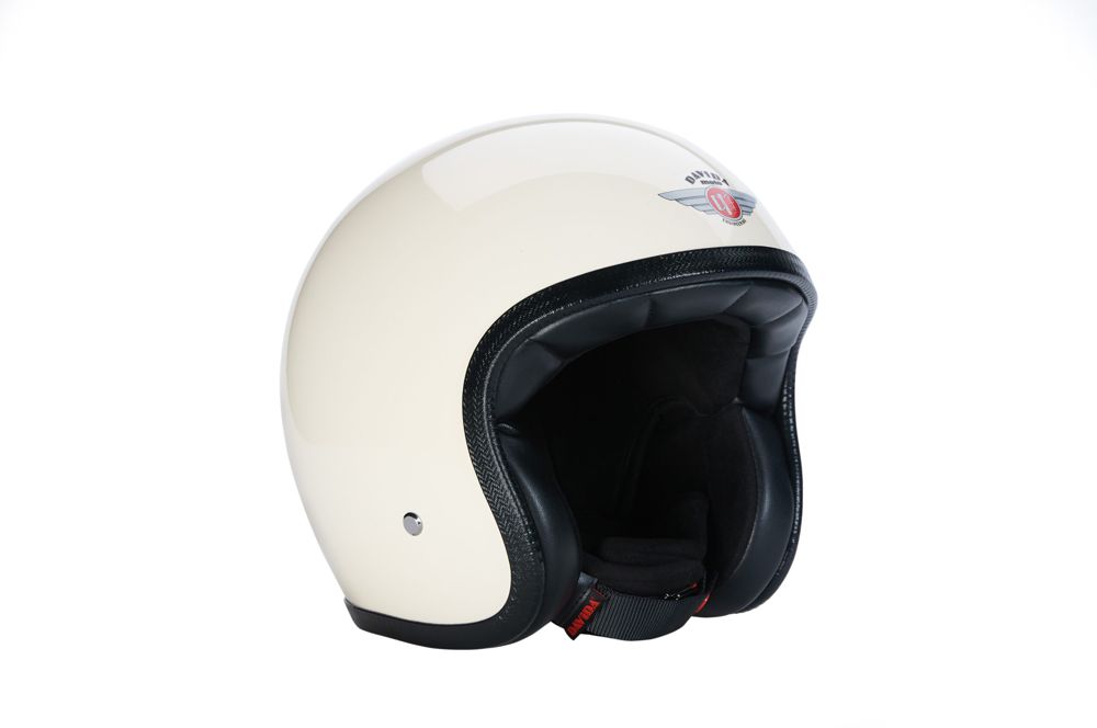 DAViDA Speedster v4 open-face helmet in cream gloss, three-quarter view